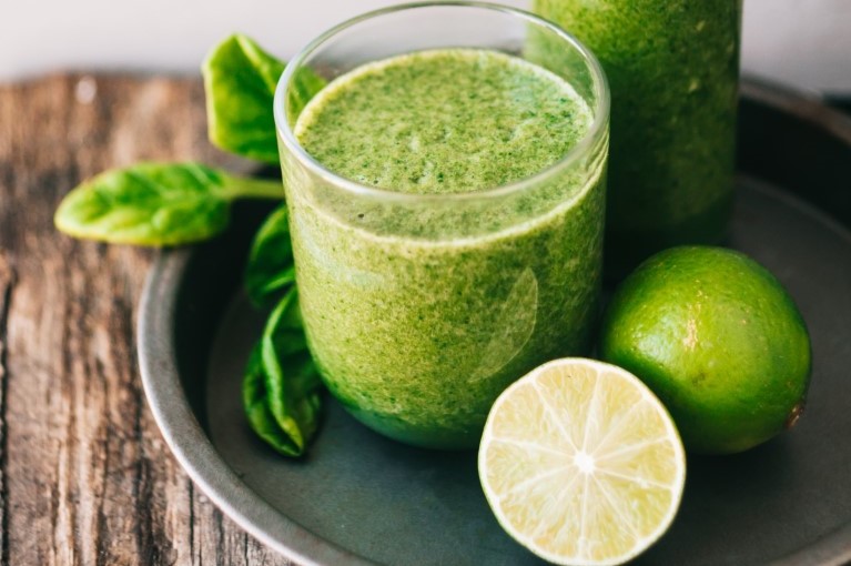 Estrattore di succo orizzontale o verticale? Differenze, vantaggi e svantaggi