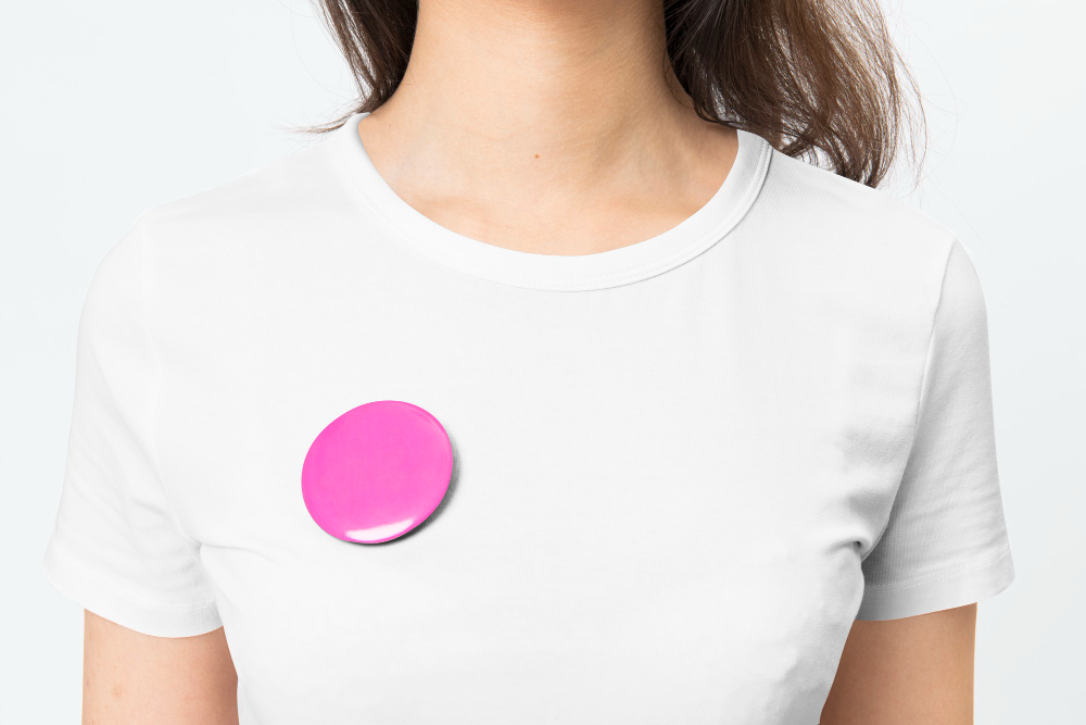 Dettagli che Fanno la Differenza: Spille Personalizzate per uno Stile Unico
